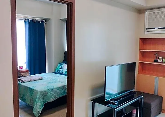 호텔 Rqui Condotel Nearest To Airport 3*